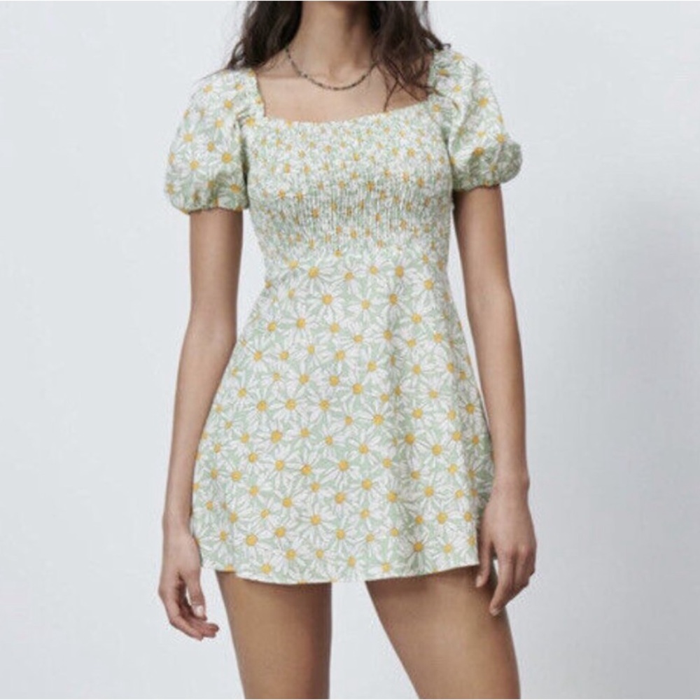NWT ZARA GREEN FLORAL DAISY LINEN SMOCKED DRESS M